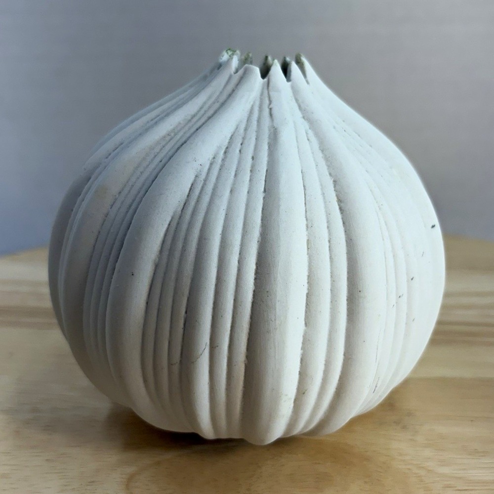 White Ribbed Ceramic Onion Bud Vase 5 in Matte Finish Decorative Round